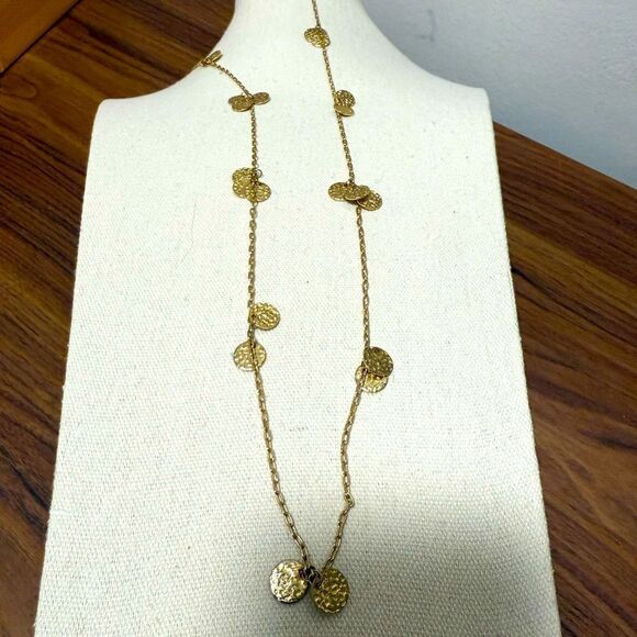 Charles & Ron Signed Gold Plated 2 Tiered Necklace with Hammered Circles & Clasp - Picture 2 of 6